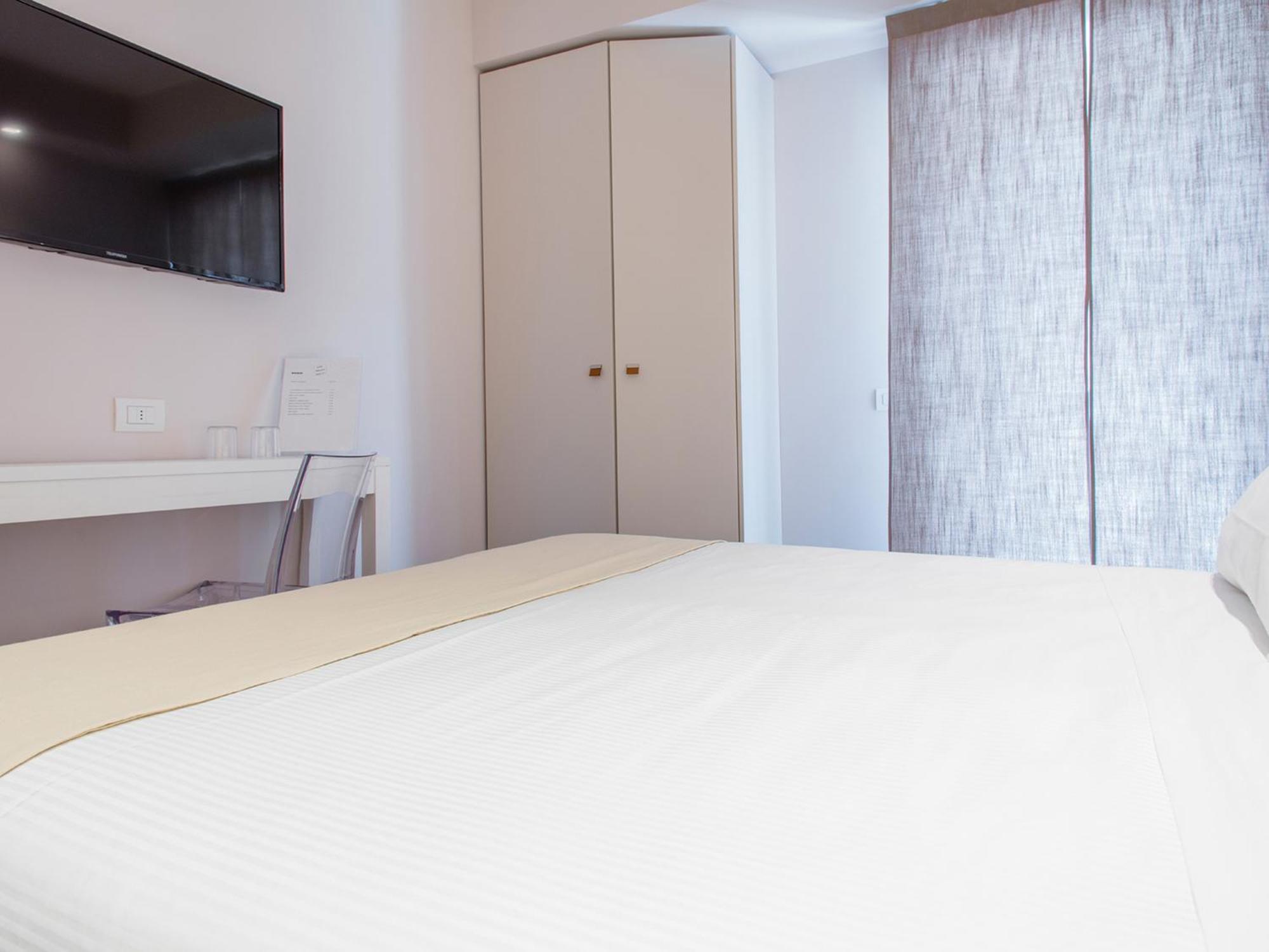 Manè Boutique Hotel Roseto Degli Abruzzi Chambre photo