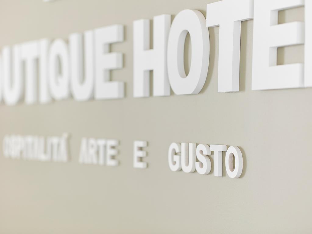 Manè Boutique Hotel Roseto Degli Abruzzi Extérieur photo
